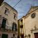 ...che condivide la visuale con ladiacente prospetto della chiesa di SantAnna